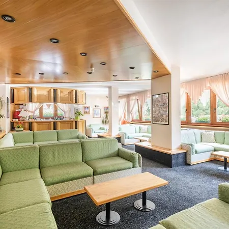 Alpina Hotel 3*